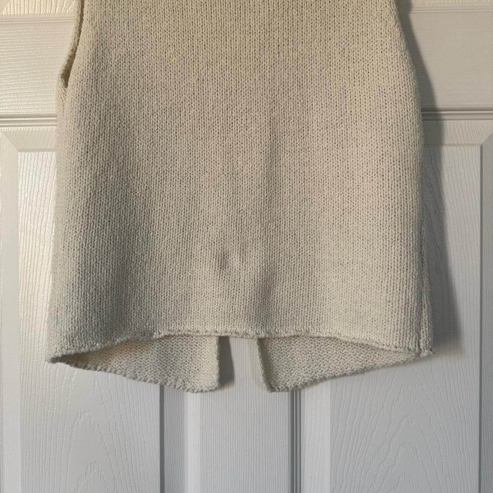Rumored Off-White Knit Top - Picture 6 of 8